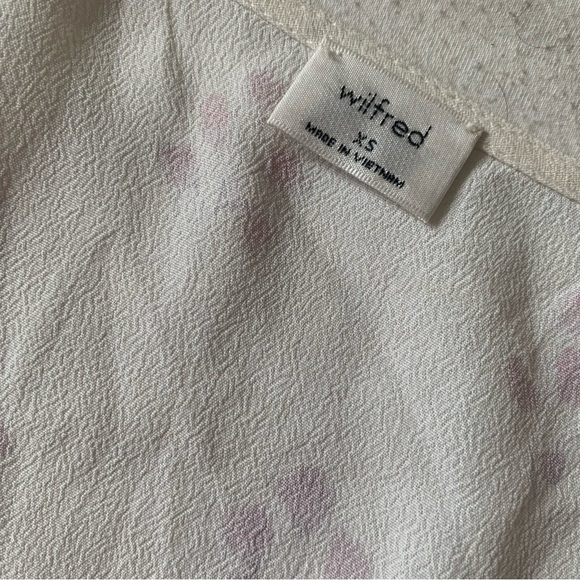 Aritzia Button Top - Picture 2 of 3